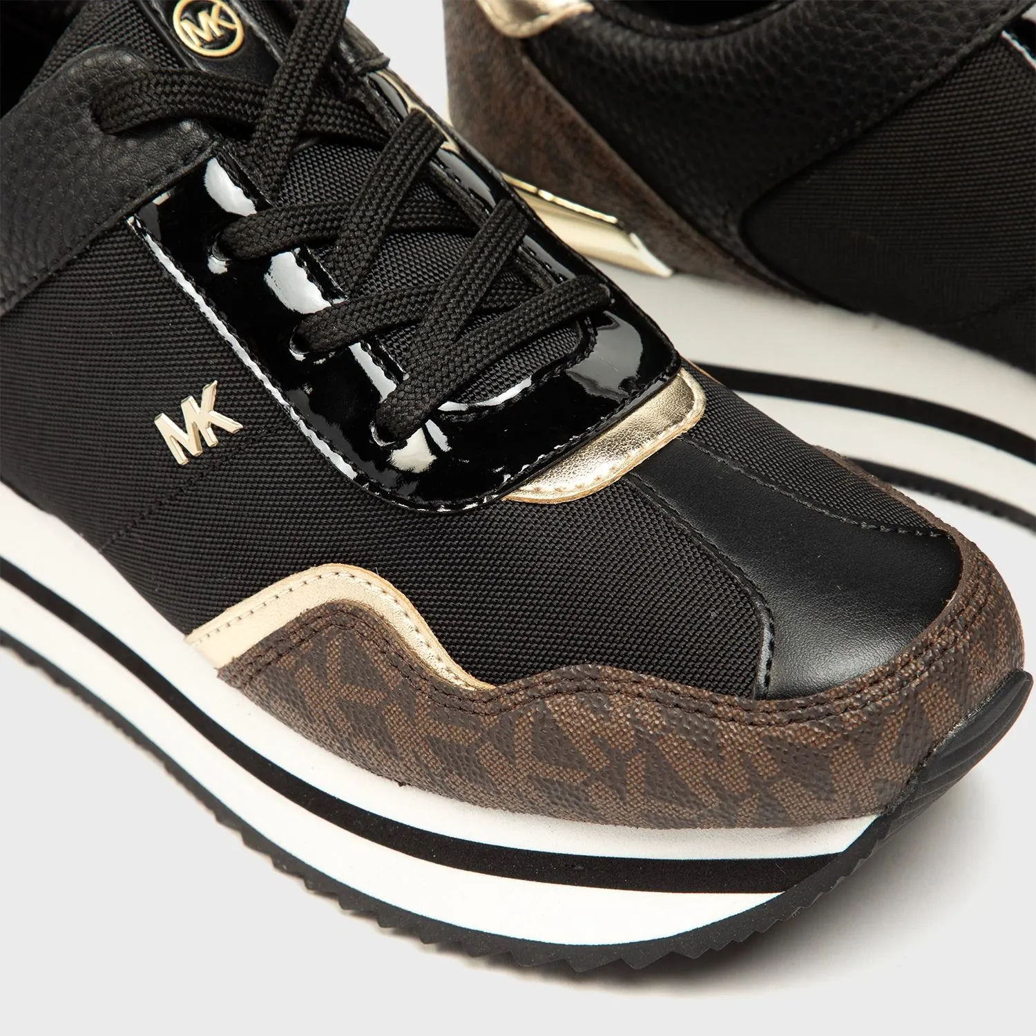 MICHAEL KORS Zapatilla Urbana Mujer Negro Michael Kors | Falabella