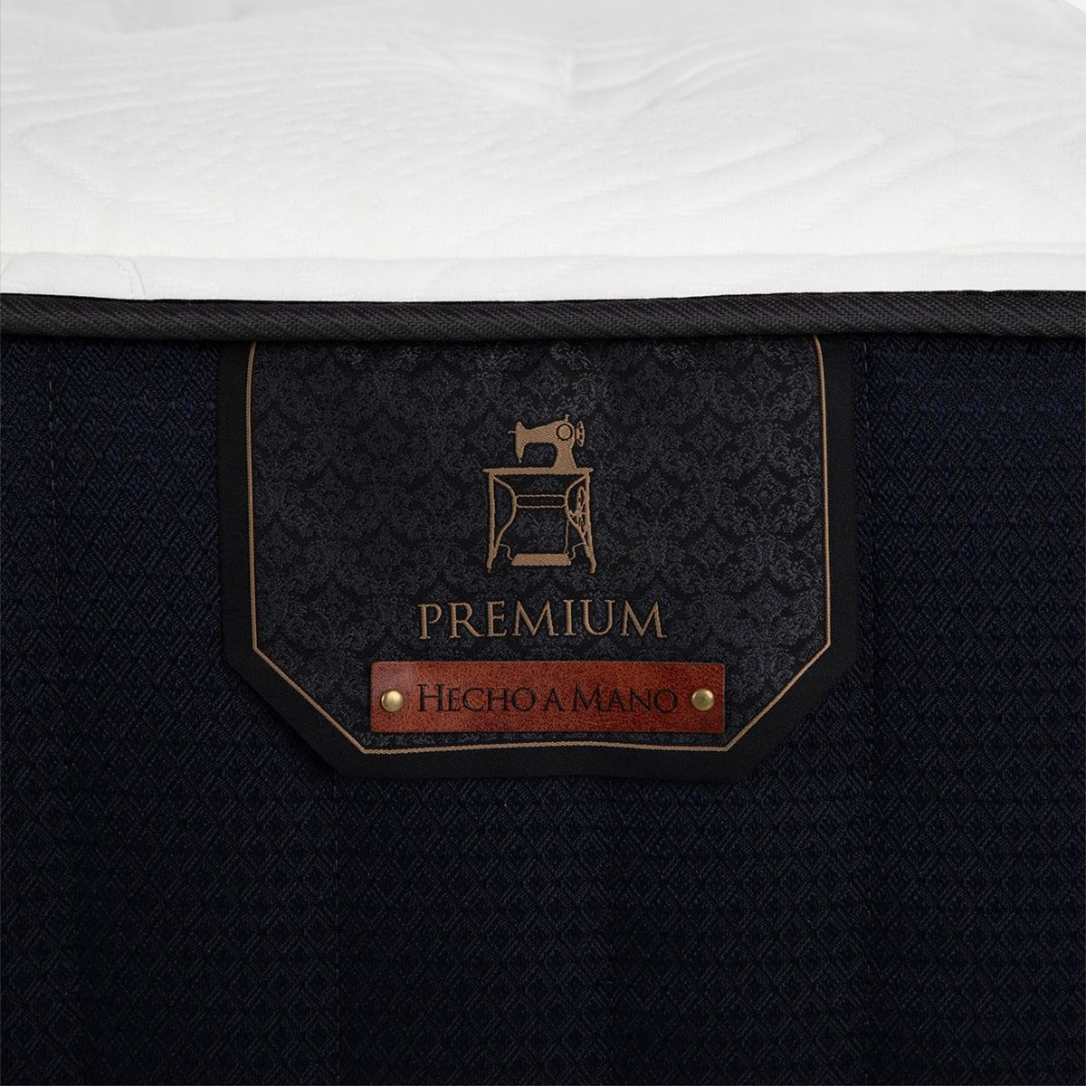 CIC - Cama Europea Premium 2 Plazas + Respaldo Cic