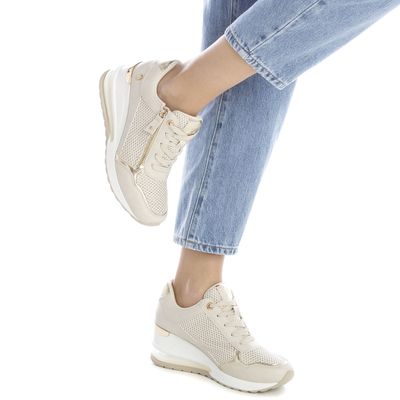 Imagen 2 del producto Zapatilla Urbana Mujer Beige