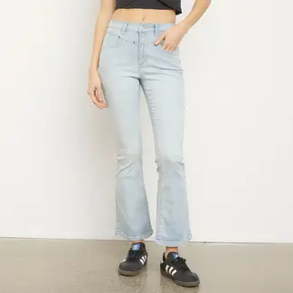 BROWNIE - Jeans Flared Tachas Mujer