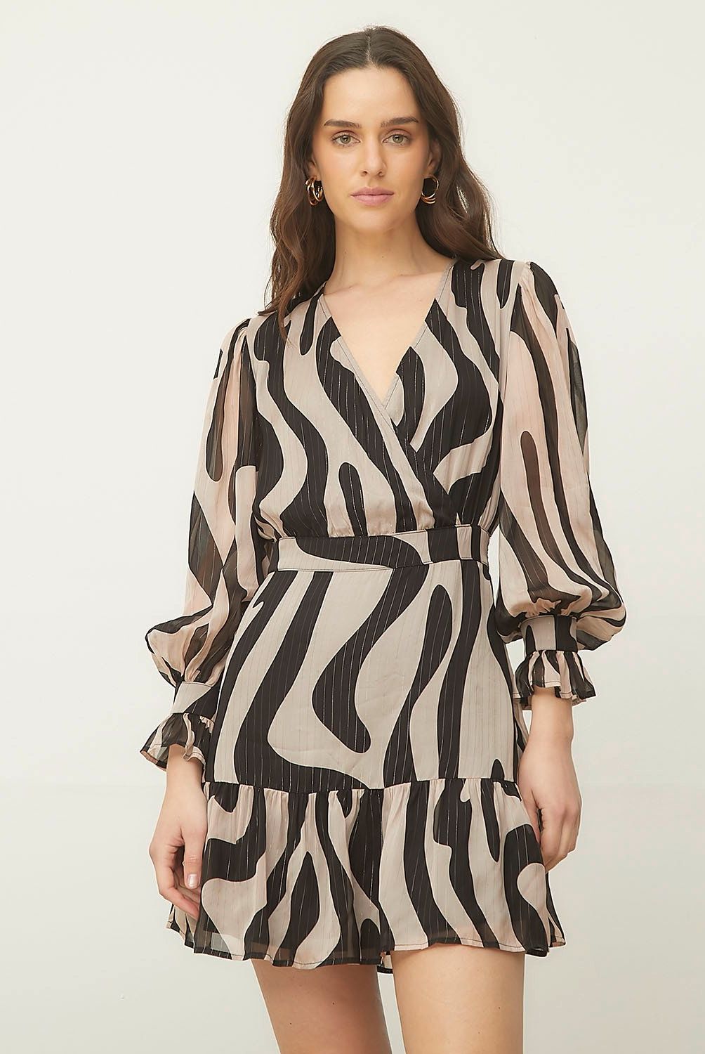 LIUJO - Vestido Corto Estampado Manga Larga Animal Print Mujer   Liujo