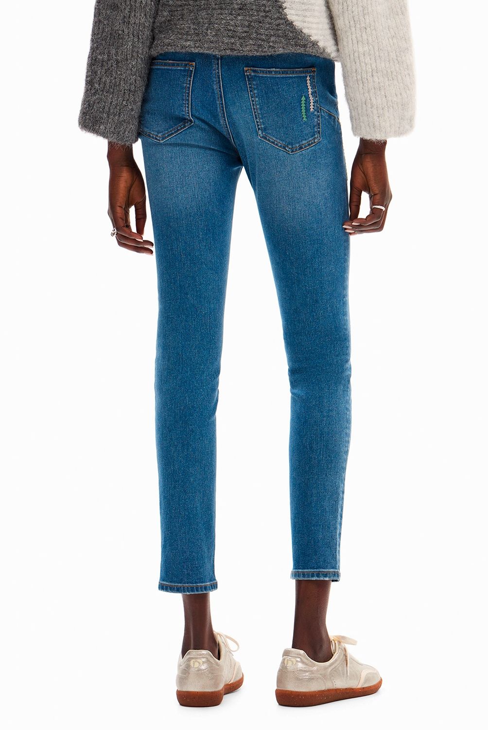 DESIGUAL - Jeans Bordados Mujer Desigual
