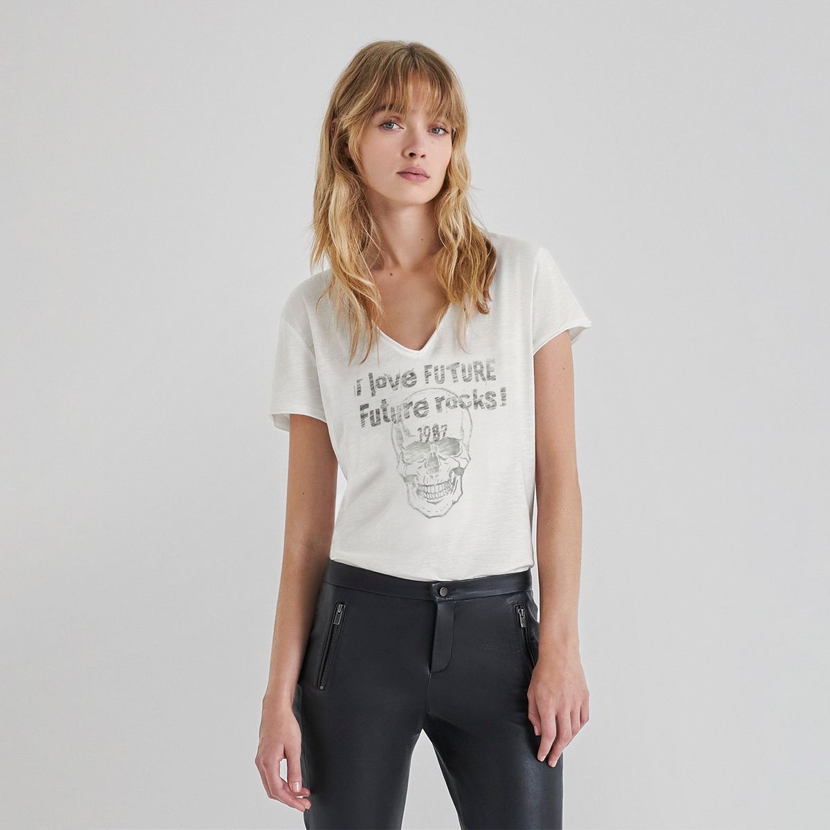 IKKS - Polera Cuello en V Diseño Mujer IKKS