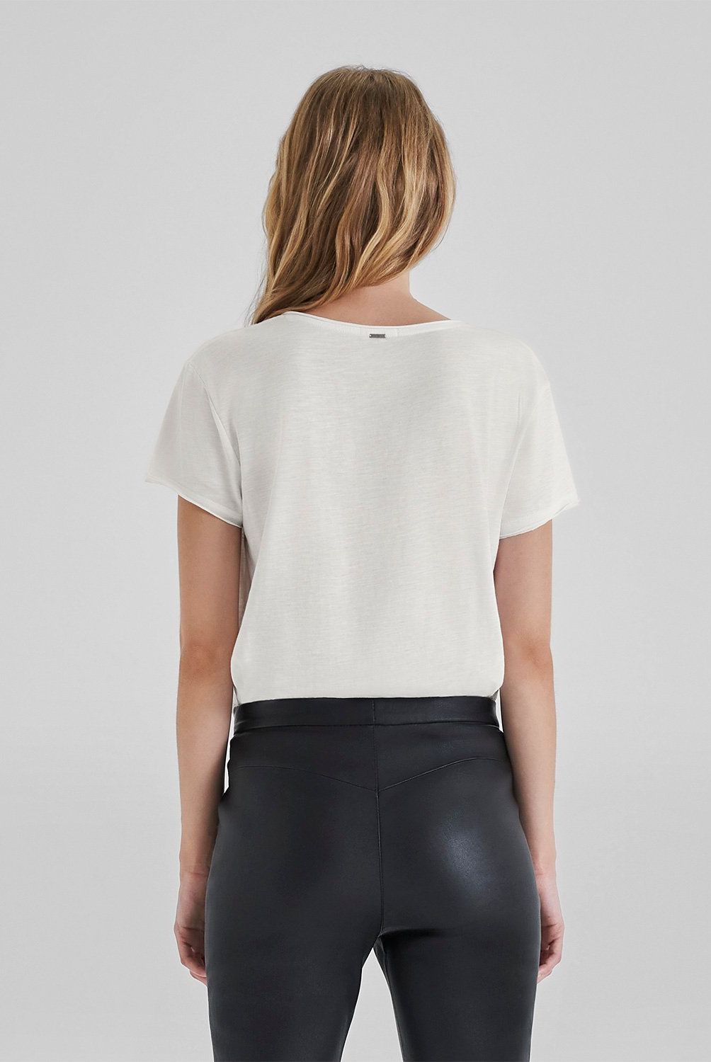 IKKS - Polera Cuello en V Diseño Mujer IKKS