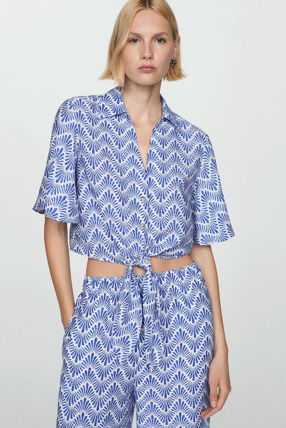 MANGO - Camisa Estampada con Nudo para Mujer Mango