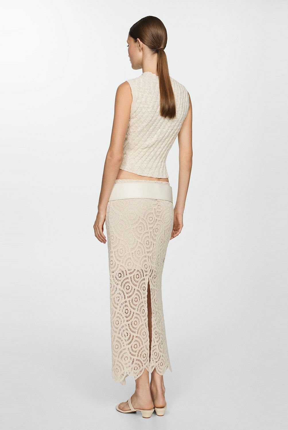 MANGO - Top Punto Canalé Cuello Perkins Mujer Mango