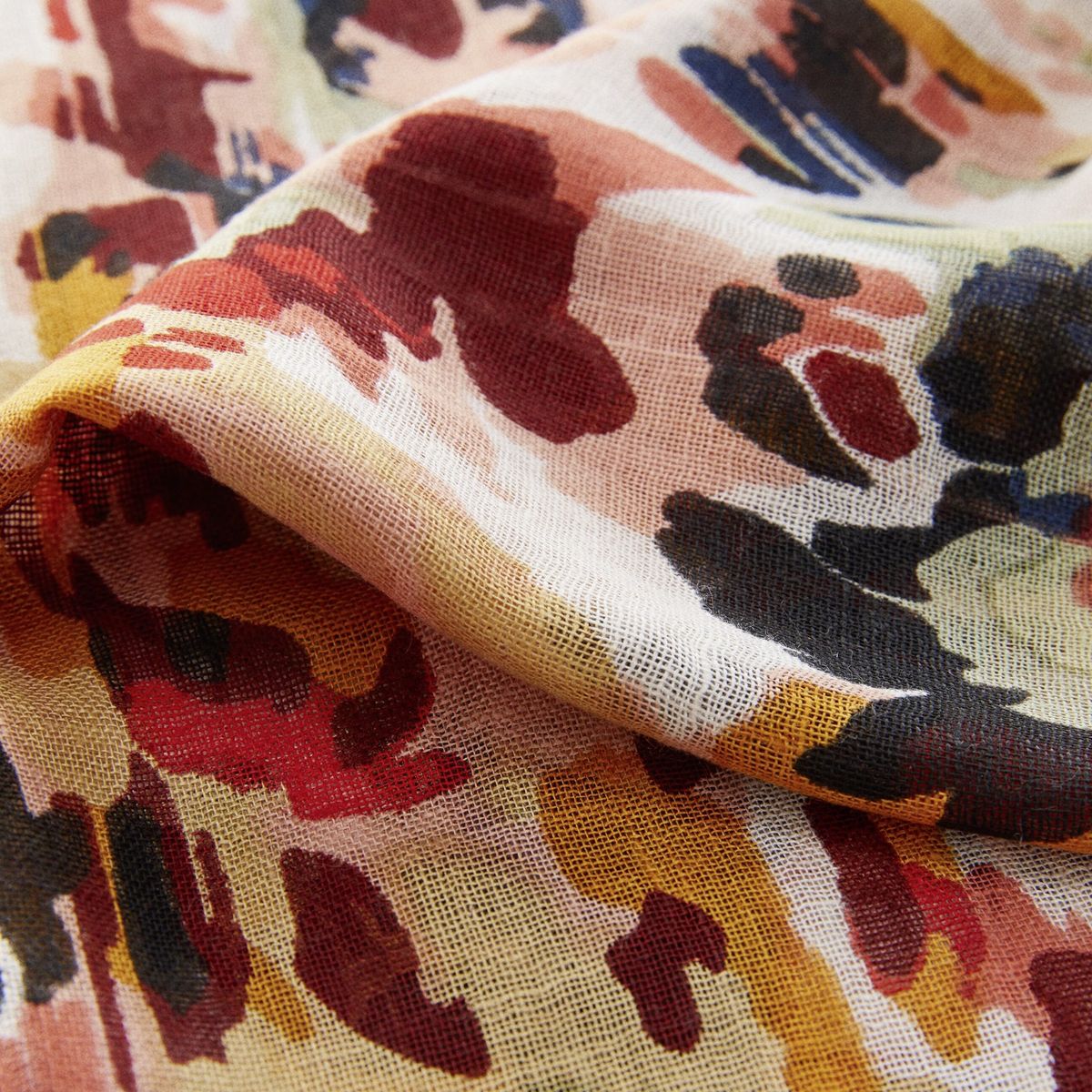 MANGO - Pañuelo Estampado Ikat Mujer Mango