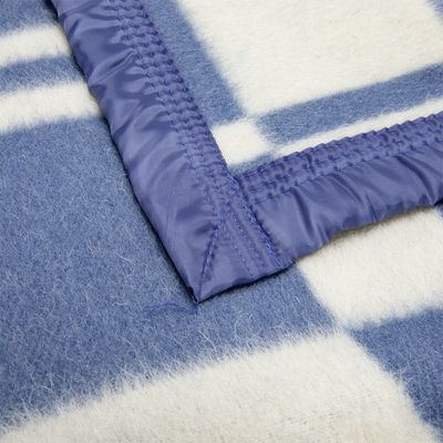 Imagen 2 del producto Frazada Lana Premium Escocés