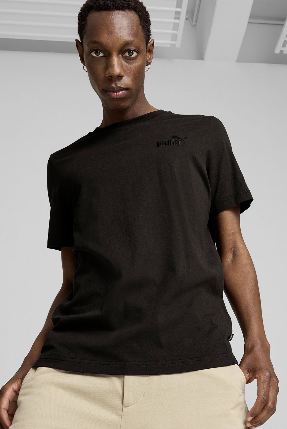 PUMA - Polera Manga Corta Ess Elevated Embroidered Hombre Puma