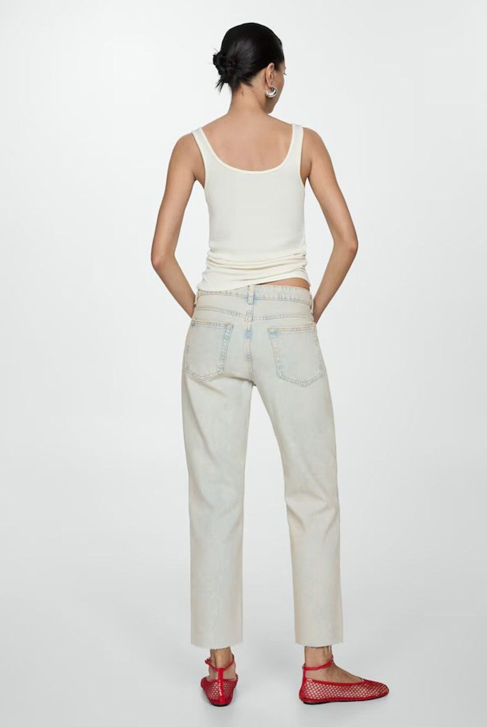 MANGO - Jeans Blanca Tiro Medio Rectos Crop Mujer Mango