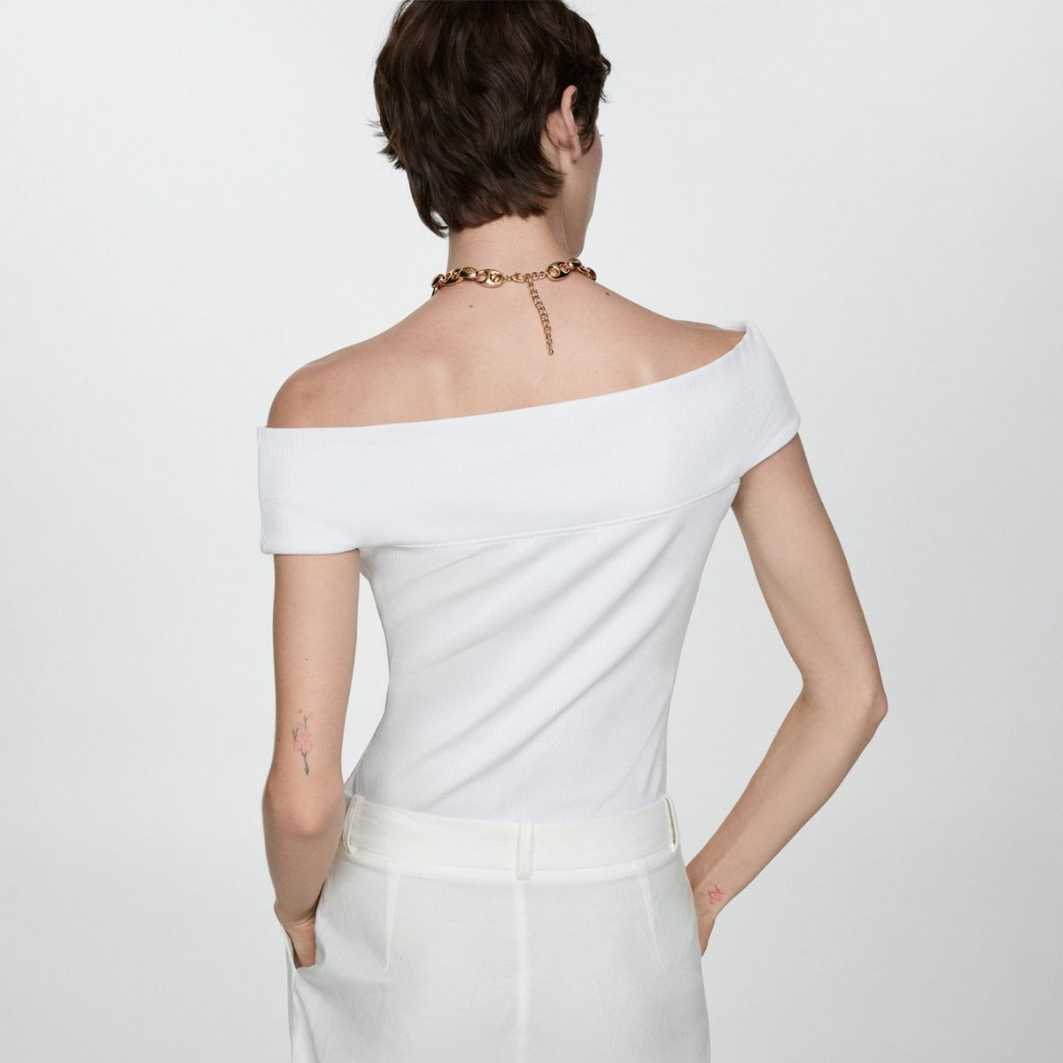 MANGO - Top Hombros Descubiertos Mujer Mango