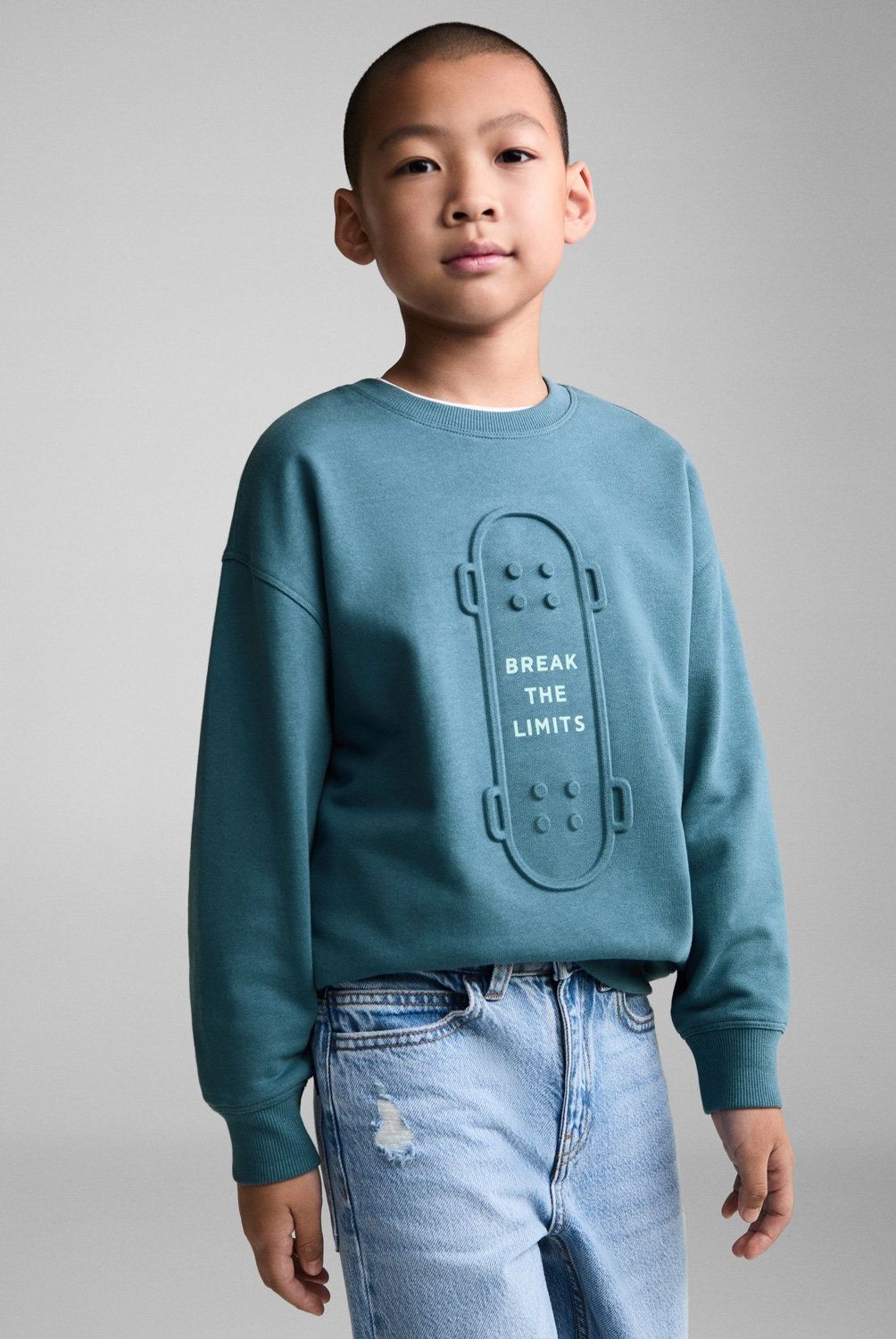 MANGO KIDS - Polerón Diseño Relieve Niño Mango Kids