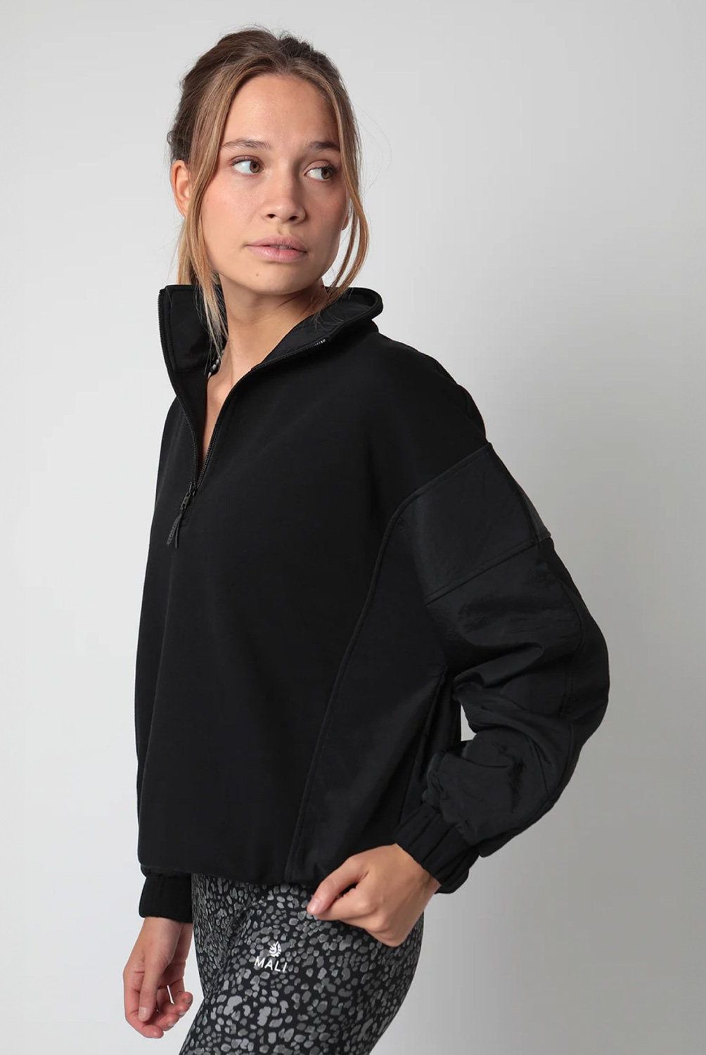 MALI - Polerón Deportivo Con Cuello Alto Mujer Mali