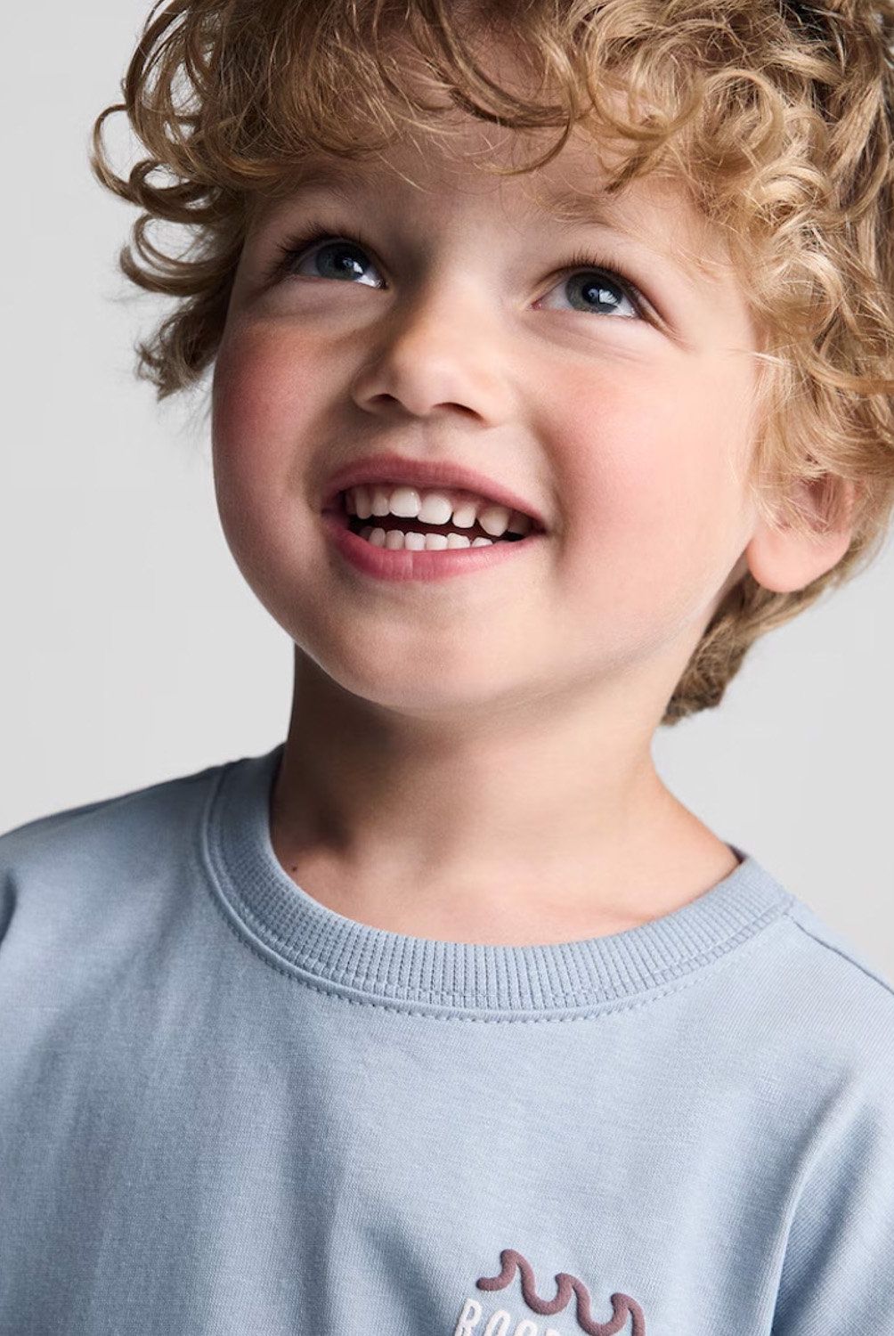MANGO KIDS - Polera Manga Larga Estampado Relieve Bebé Niño Mango Kids