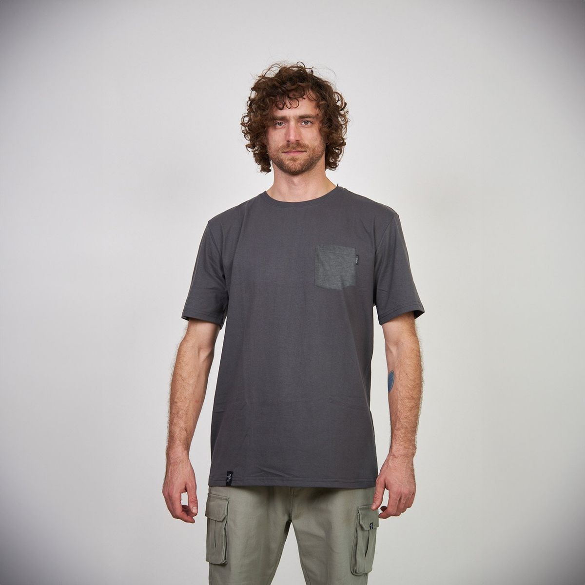 TOKE - Polera Hombre Manga Corta Algodón Reciclado Toke