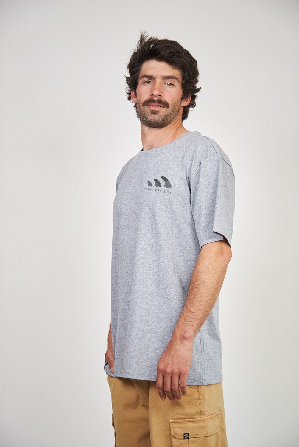 TOKE - Polera Hombre Manga Corta Algodón Reciclado Toke