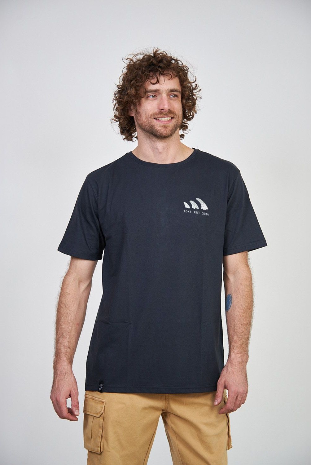 TOKE - Polera Hombre Manga Corta Algodón Reciclado Toke