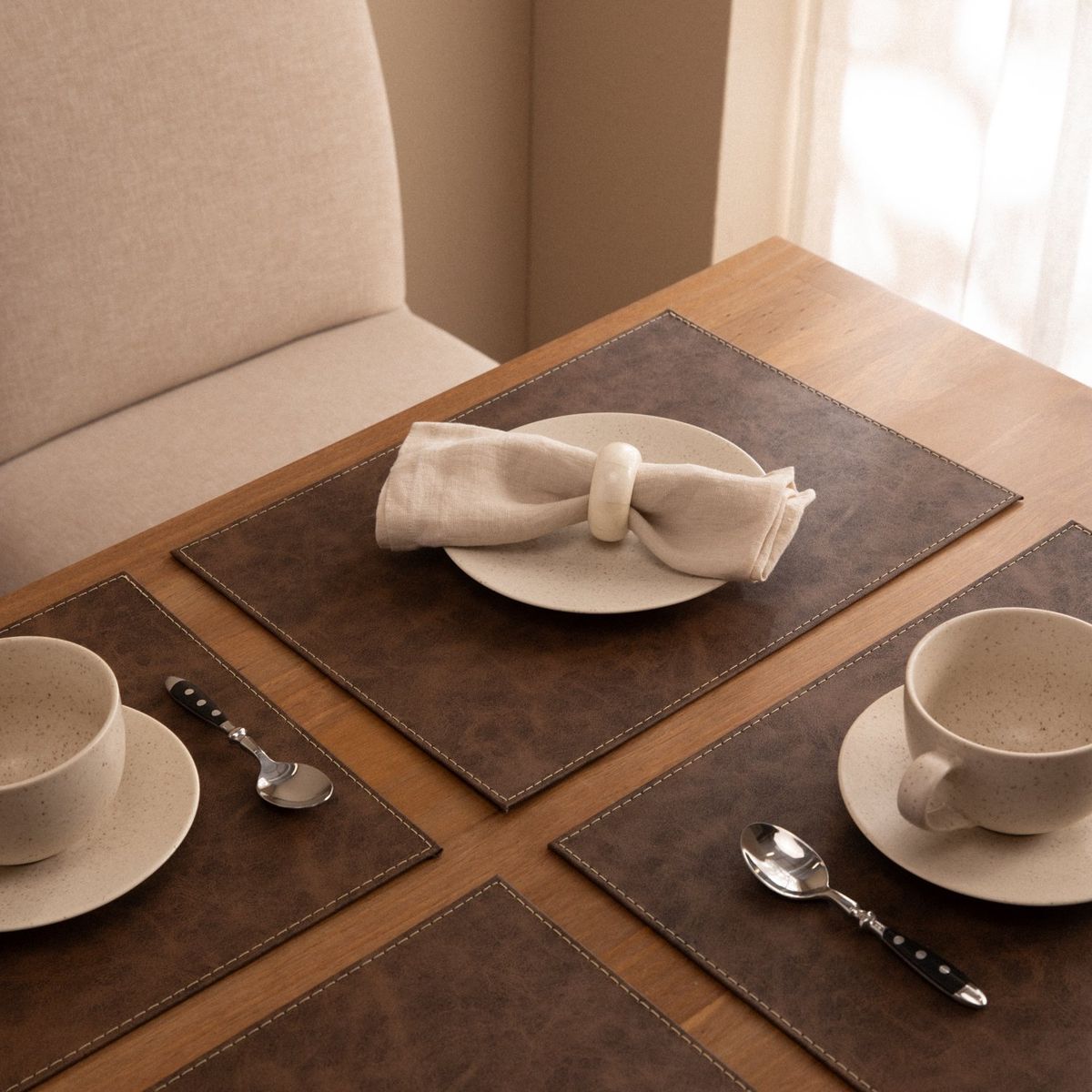 BASEMENT HOME - Individual Rectangular Basement Home Clásico Café