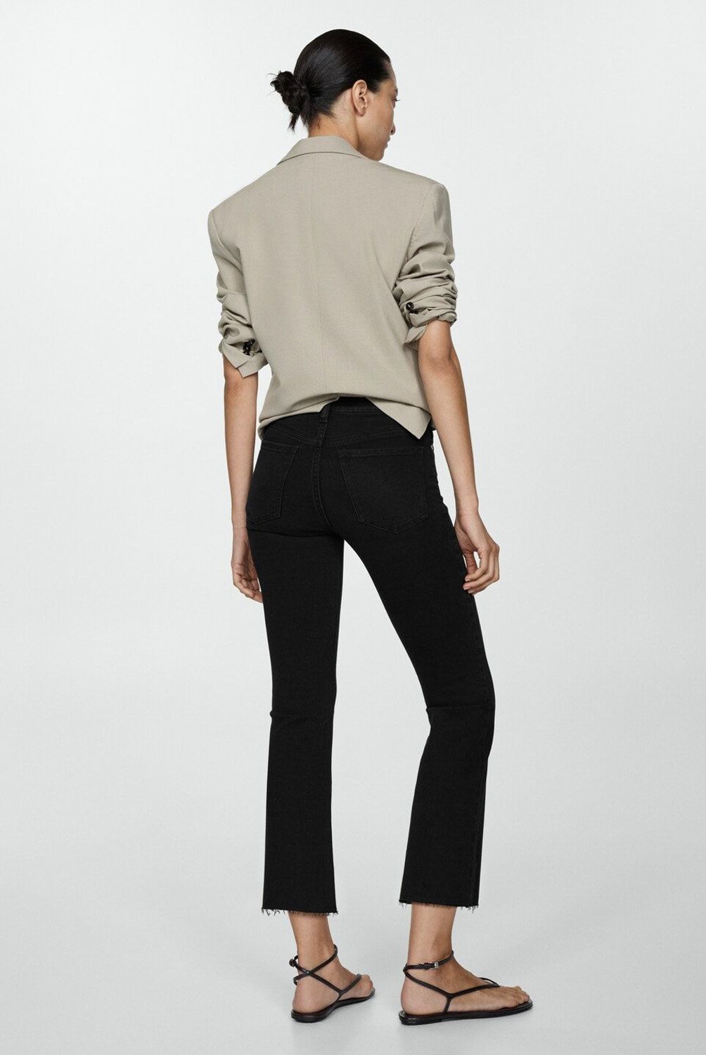 MANGO - Jeans Sienna Tiro Alto Flare Crop Mujer Mango