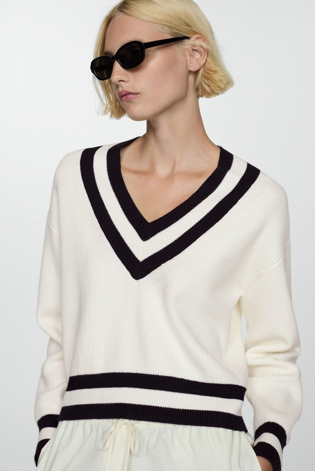 MANGO - Sweater Cuello Pico Contraste Mujer Mango
