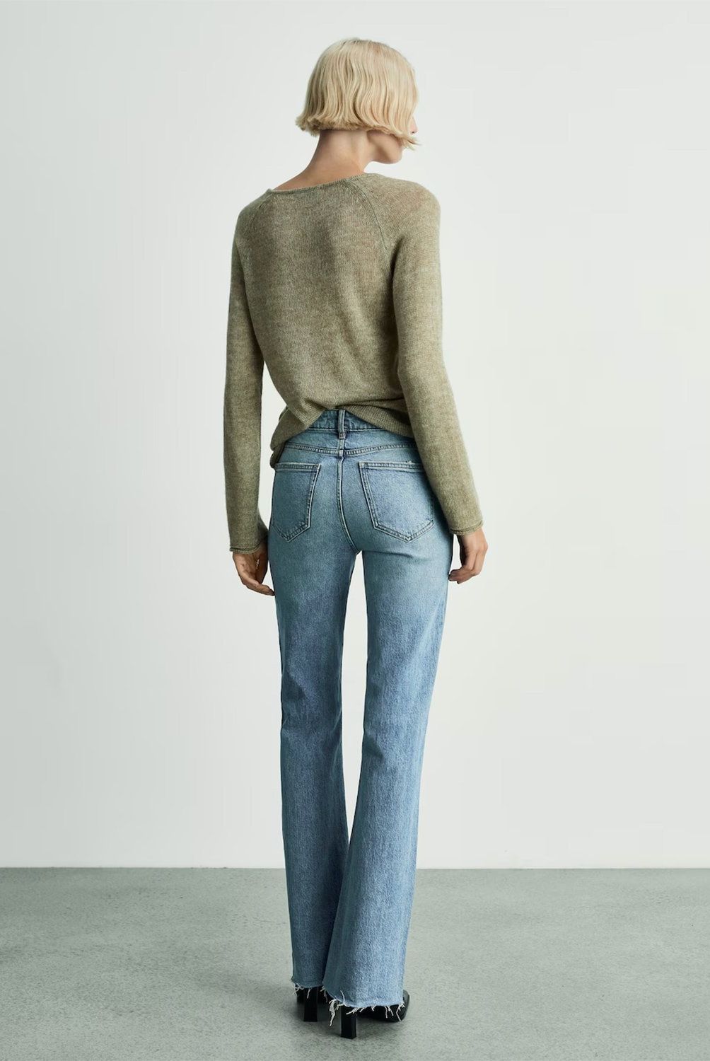MANGO - Jeans Fiona Tiro Medio Flare Mujer Mango