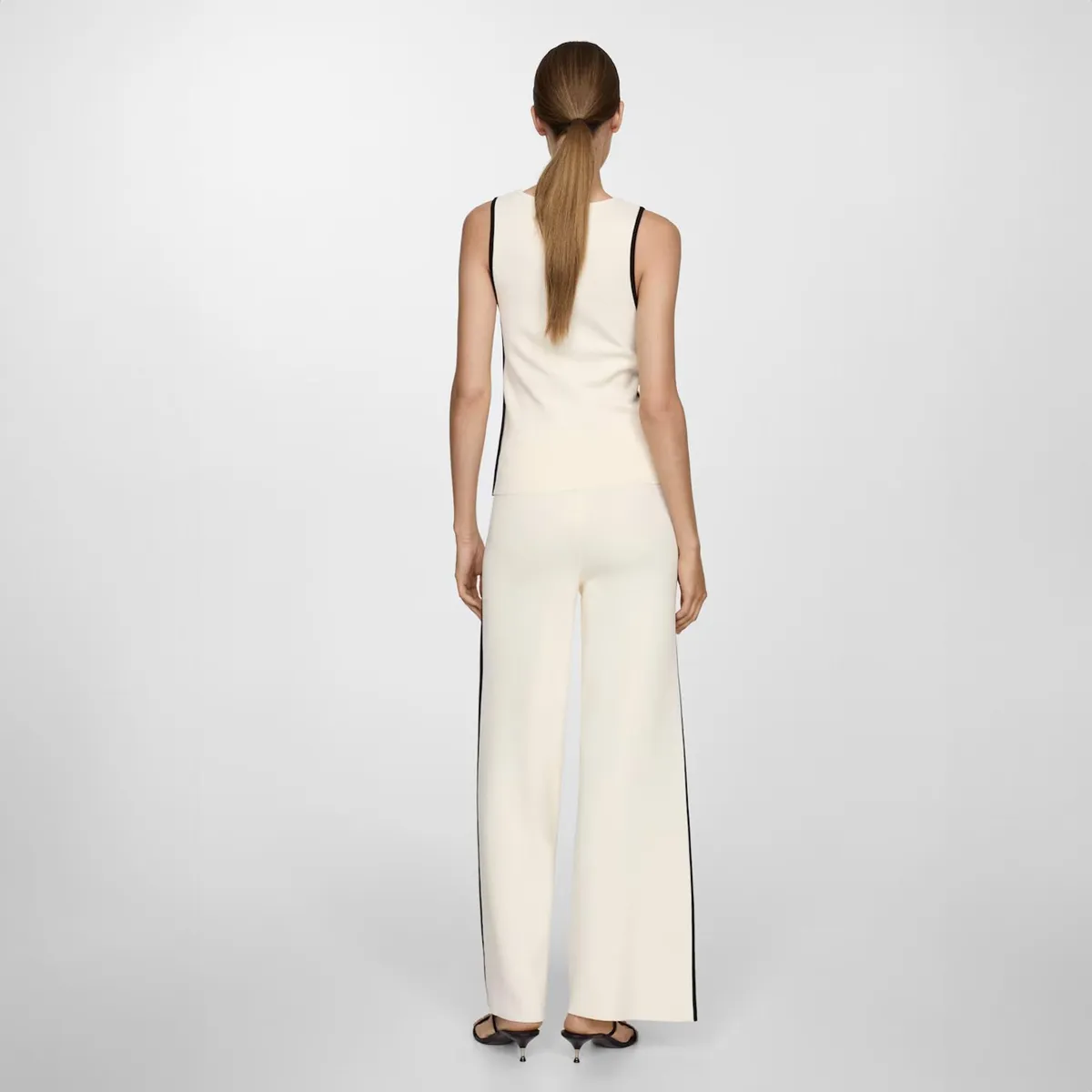 MANGO - Top Punto Detalles Contraste Mujer Mango