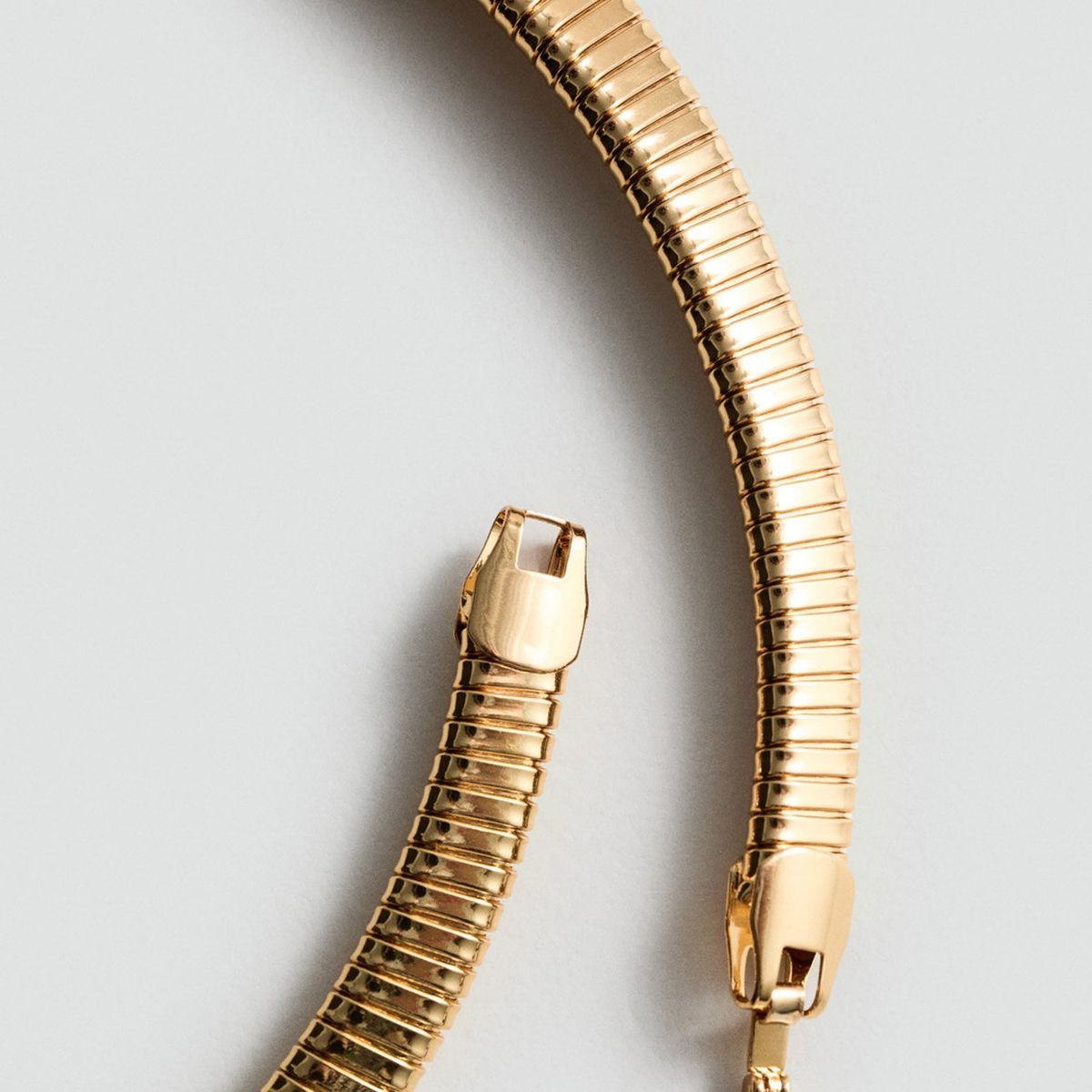 MANGO - Collar Rígido Mujer Mango