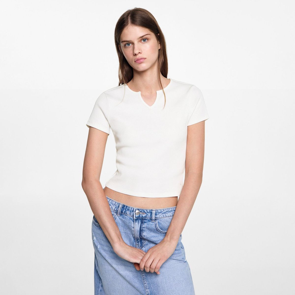 MANGO TEEN - Polera Cuello Pico Mujer Mango Teen