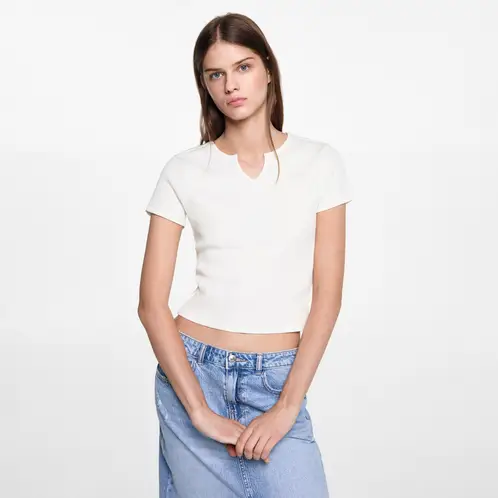 MANGO TEEN - Polera Cuello Pico Mujer