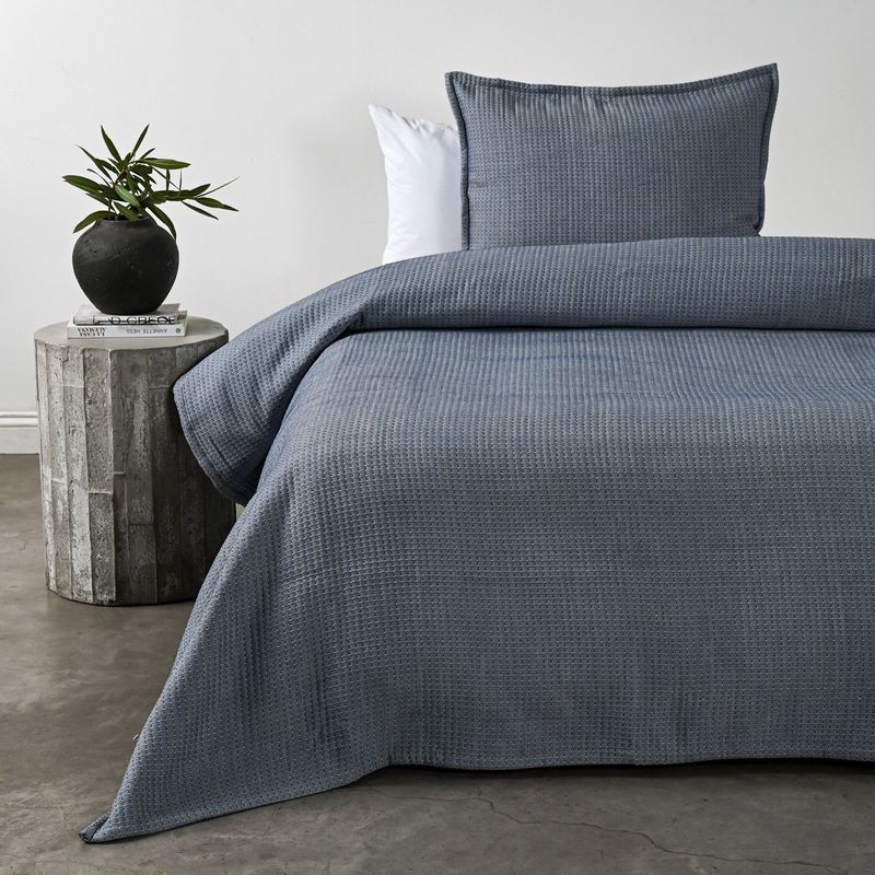 ELEMENTS & CO - Cubrecama Microfibra Stitch 1.5 Plazas Elements & Co