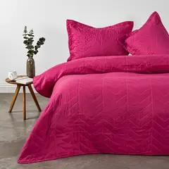 AMERICAN FAMILY - Quilt Microfibra Guinda Rosa