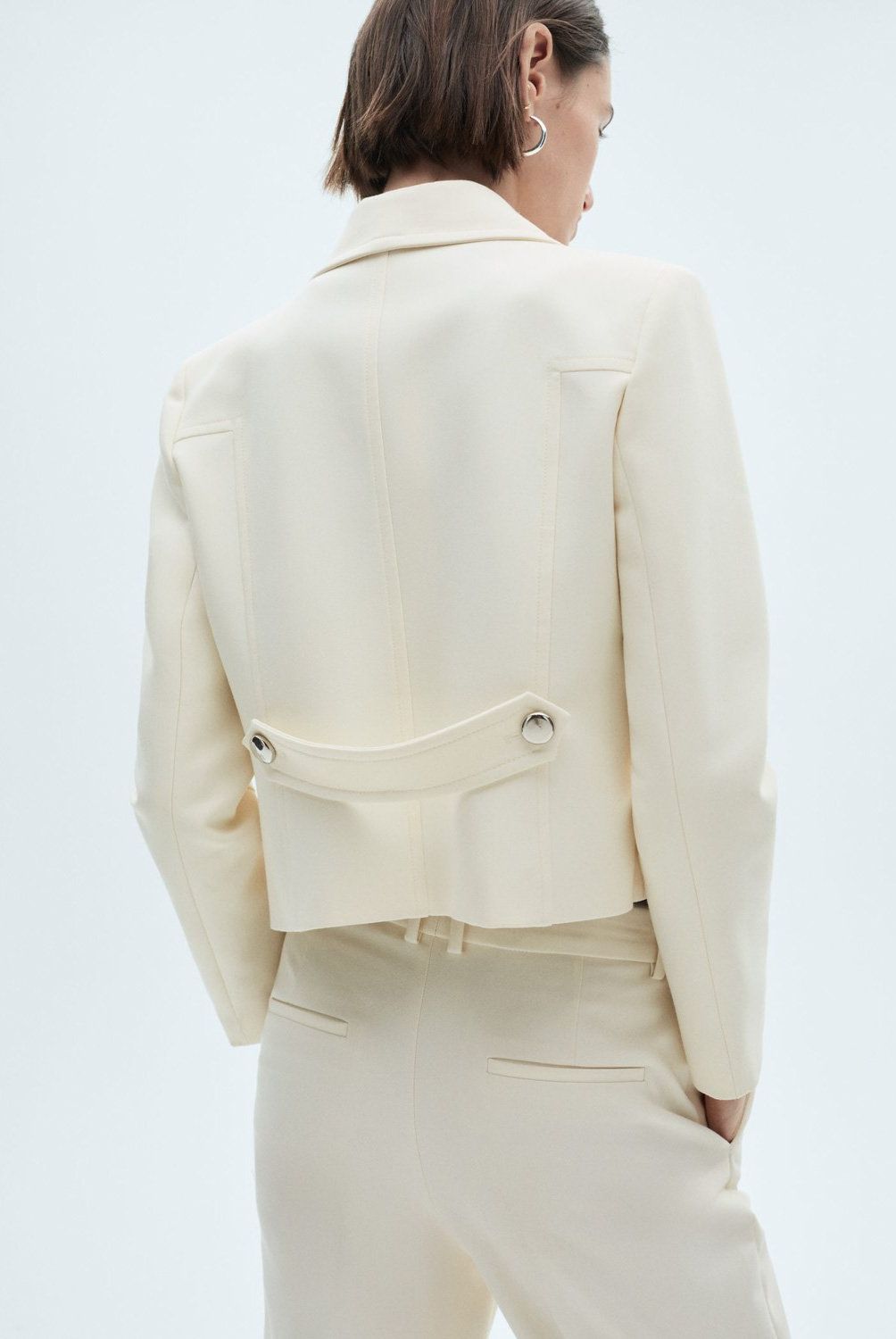 MANGO - Chaqueta Solapas Botones Metálicos Mujer Mango