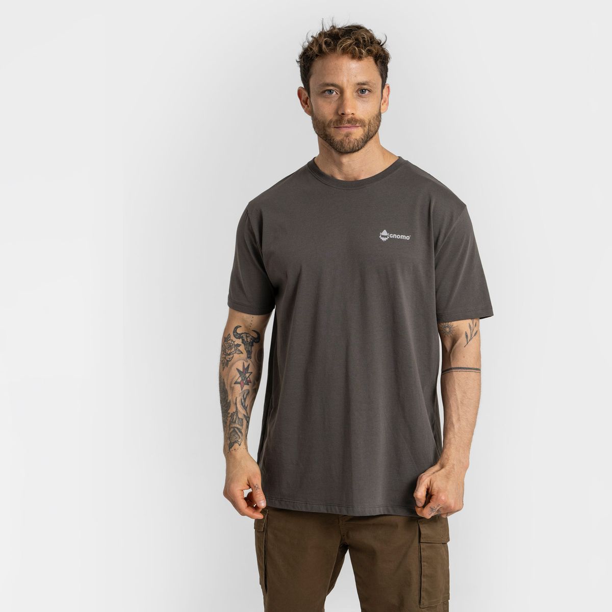 GNOMO - Polera Manga Corta Hombre Gnomo