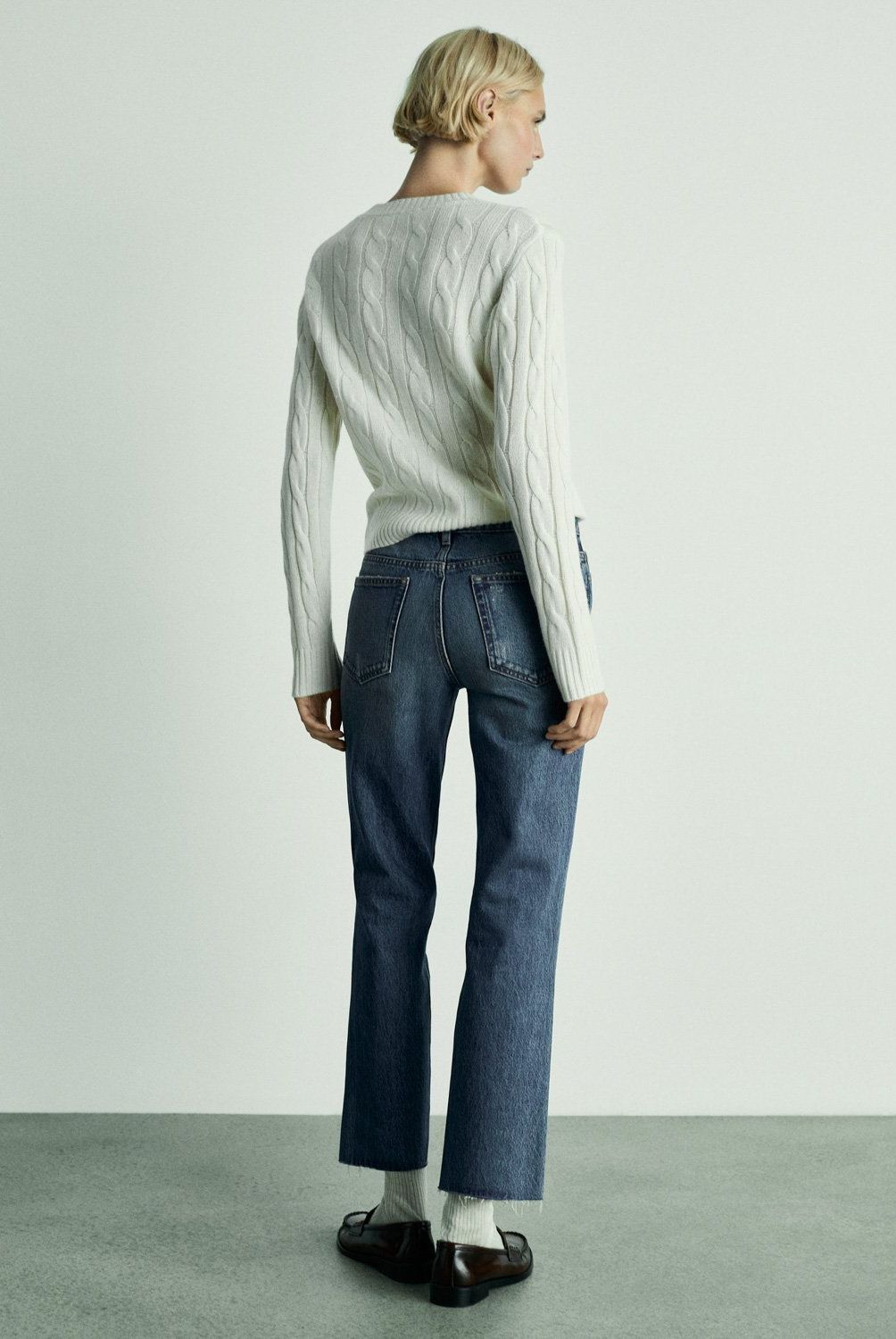 MANGO - Jeans Blanca Tiro Medio Rectos Crop Mujer Mango
