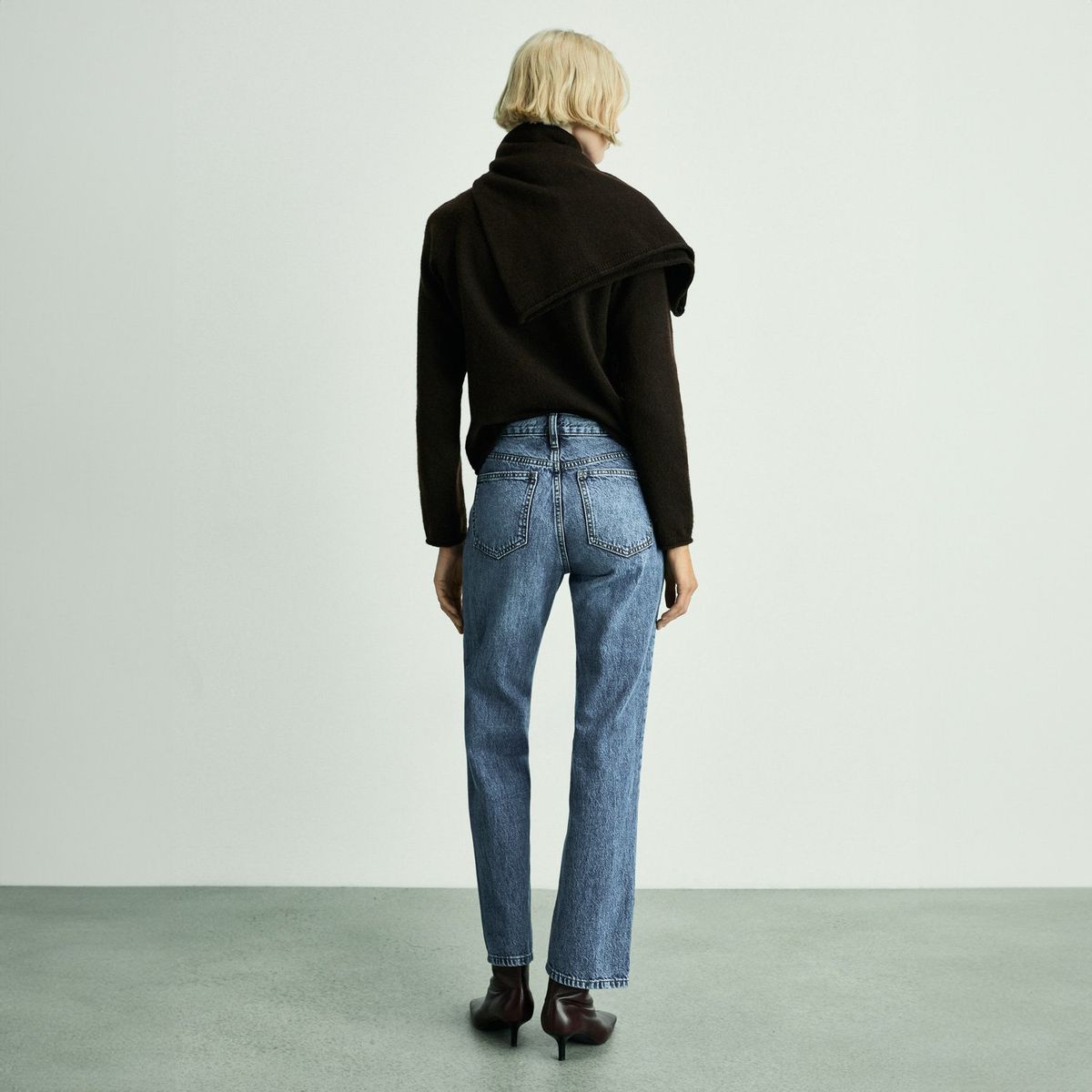 MANGO - Jeans Straight Tiro Medio Mujer Mango