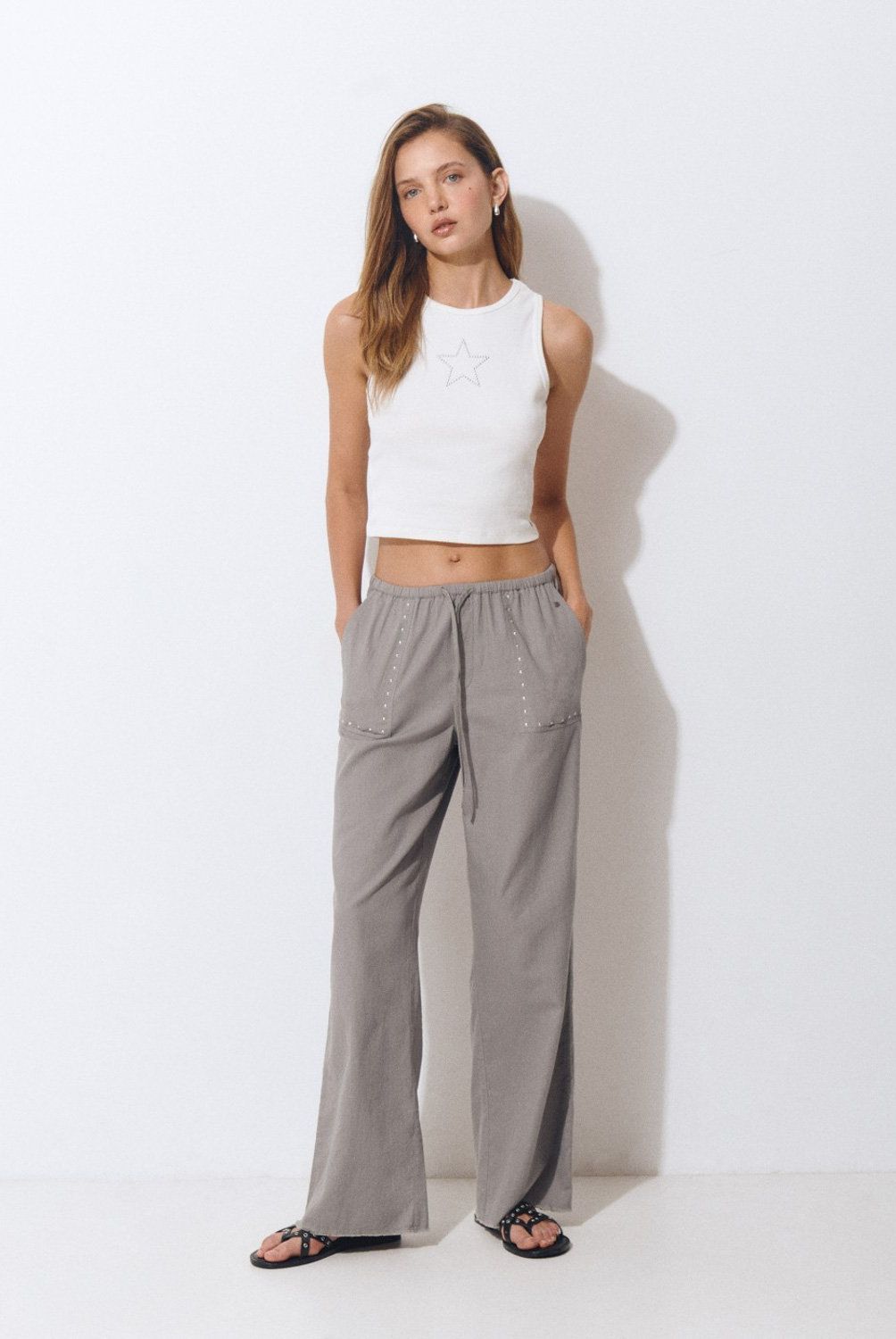 BROWNIE - Pantalón Fluido Tachas Mujer Brownie