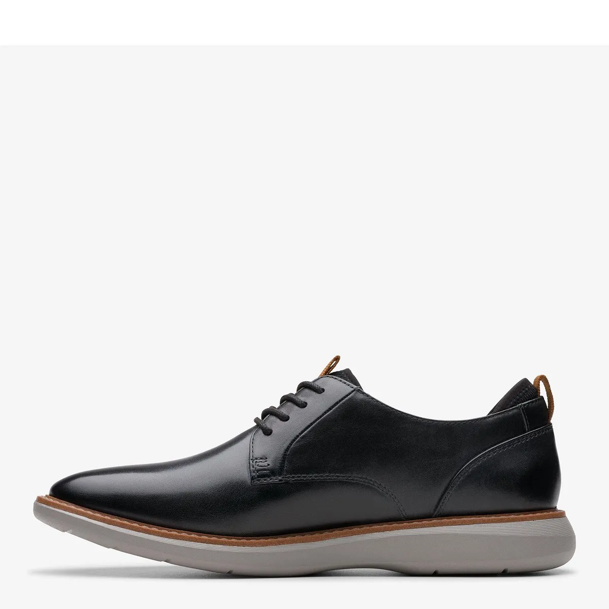 CLARKS - Zapato Casual Hombre Cuero Negro Clarks