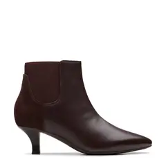 CLARKS - Botín Kitten Heel Mujer Cuero Café