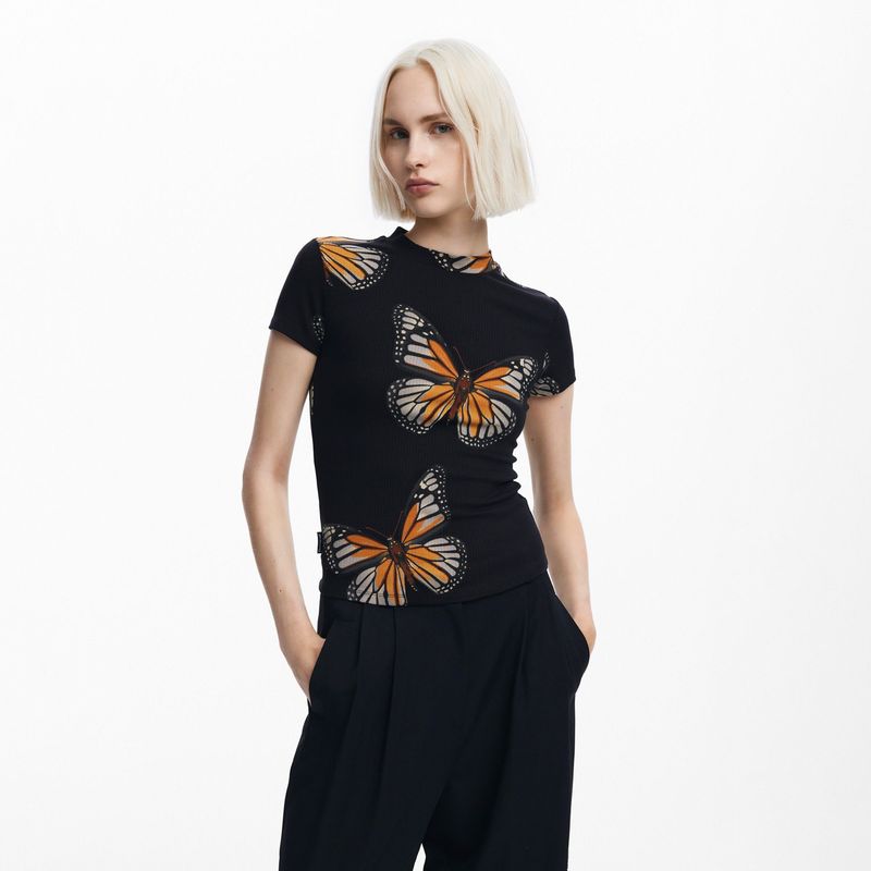 DESIGUAL - Polera Manga Corta Mariposas Mujer Desigual