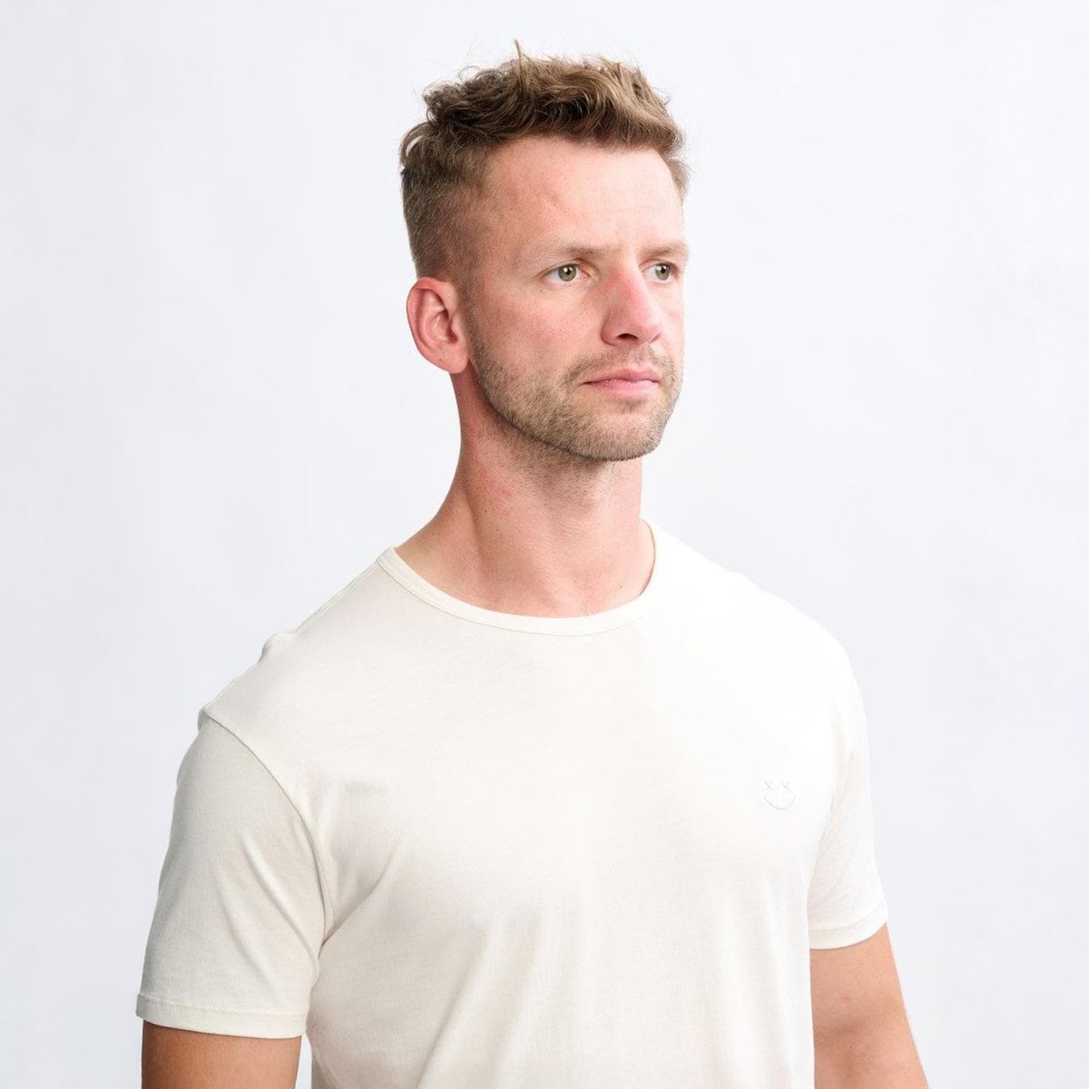 ACAPELLA - Polera Manga Corta Hombre Acapella