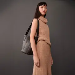 MANGO - Top Canalé Cuello Alto Mujer