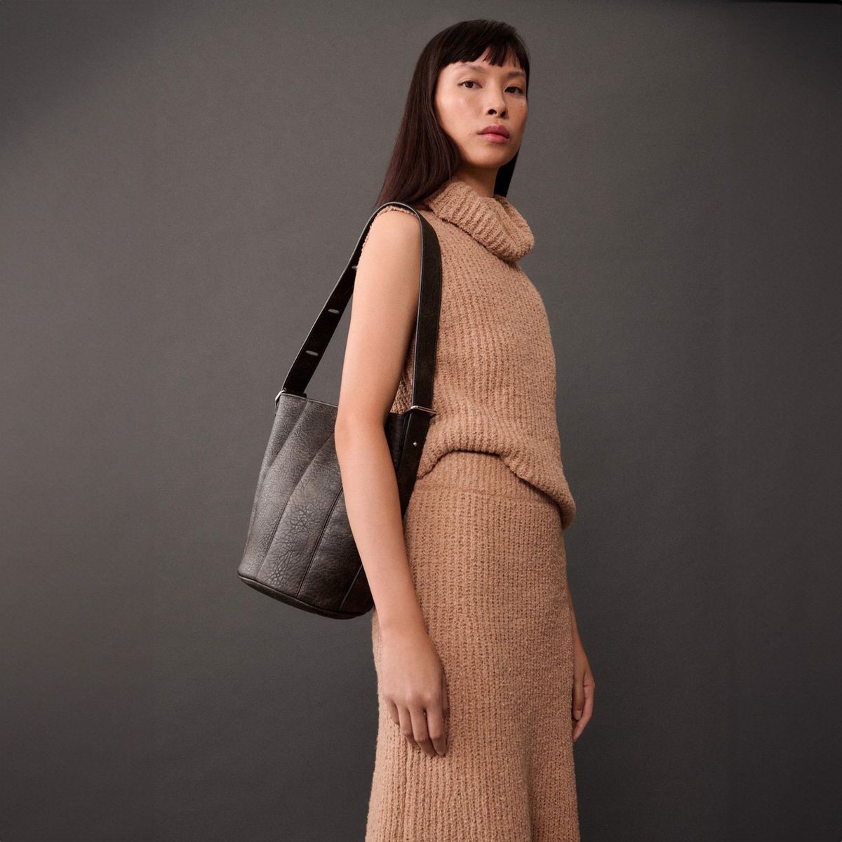 MANGO - Top Canalé Cuello Alto Mujer Mango