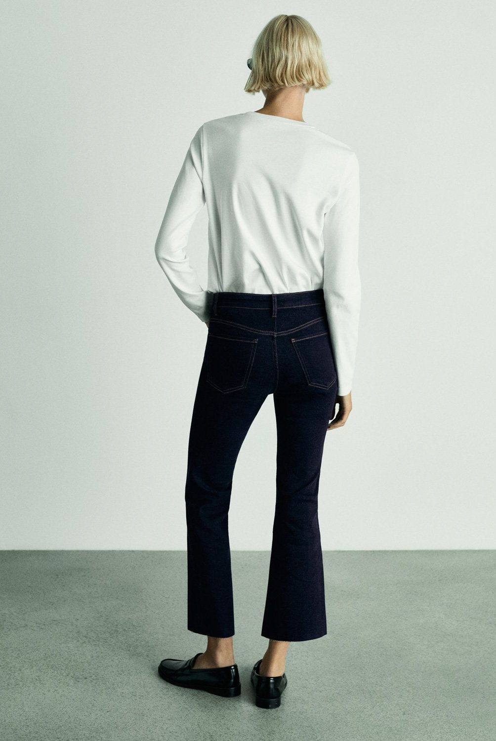 MANGO - Jeans Sienna Tiro Alto Flare Crop Efecto Lavado Mujer Mango