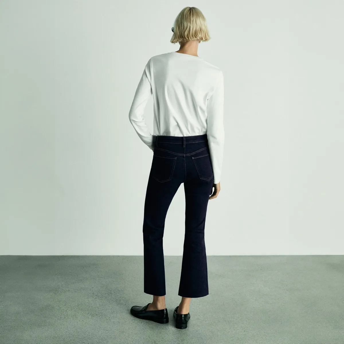 MANGO - Jeans Flare Tiro Alto Mujer Mango