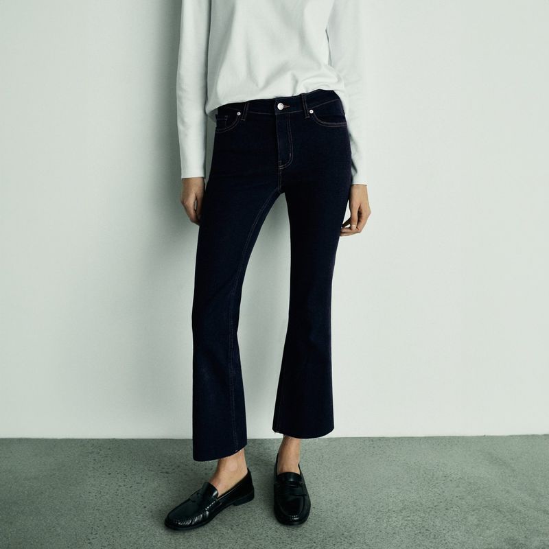 MANGO - Jeans Sienna Tiro Alto Flare Crop Efecto Lavado Mujer Mango