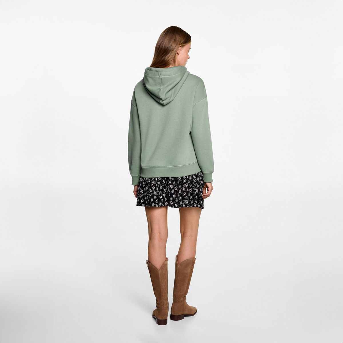 MANGO TEEN - Polerón Canguro Mensaje Bordado Mujer Mango Teen