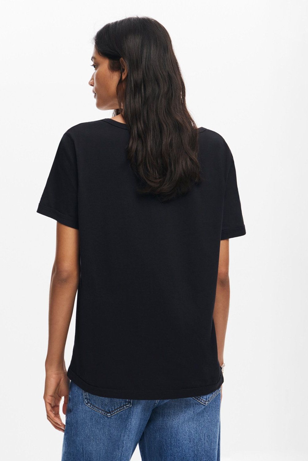 DESIGUAL - Polera Escote Pico Flor Mujer Desigual