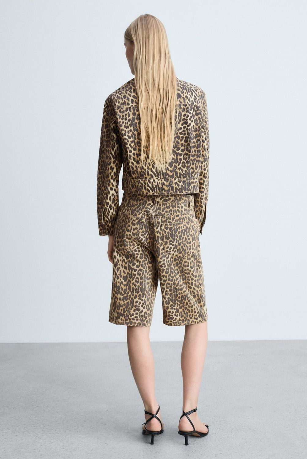 MANGO - Chaqueta Vaquera Leopardo Mujer Mango