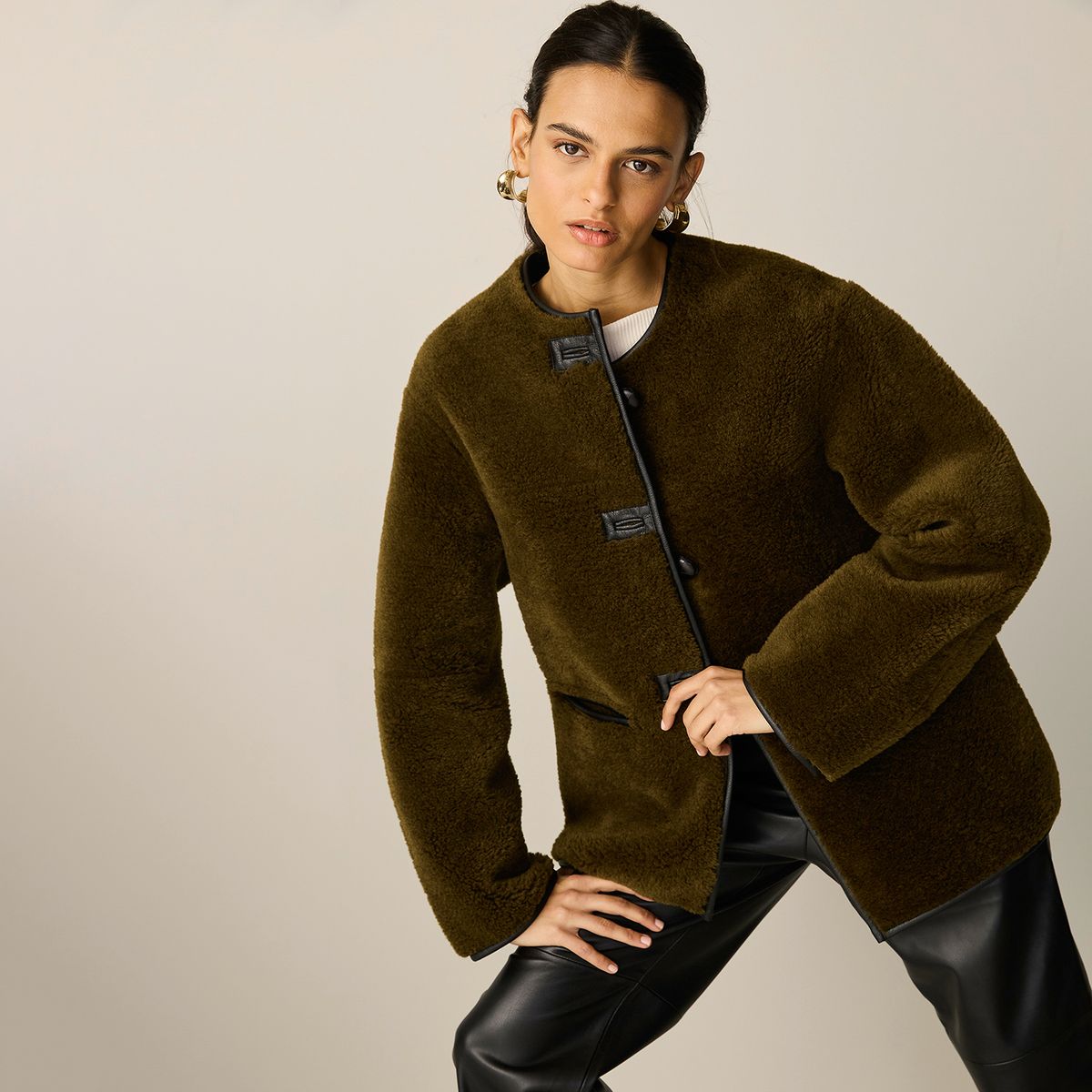 MANGO - Abrigo Pelo Apliques Mujer Mango