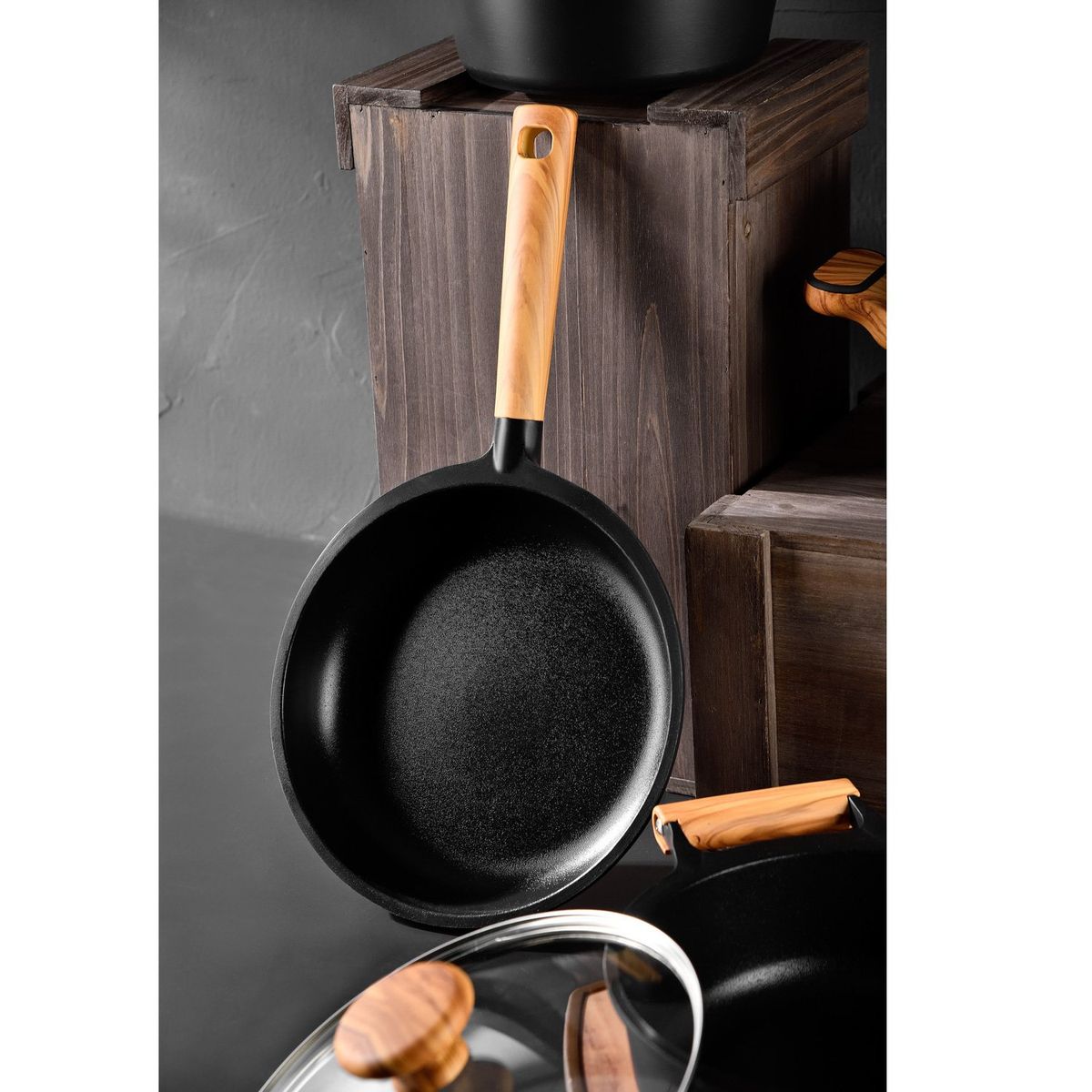 BERGNER - Cazerola Aluminio Forjado 16 cm Charcoal Bergner